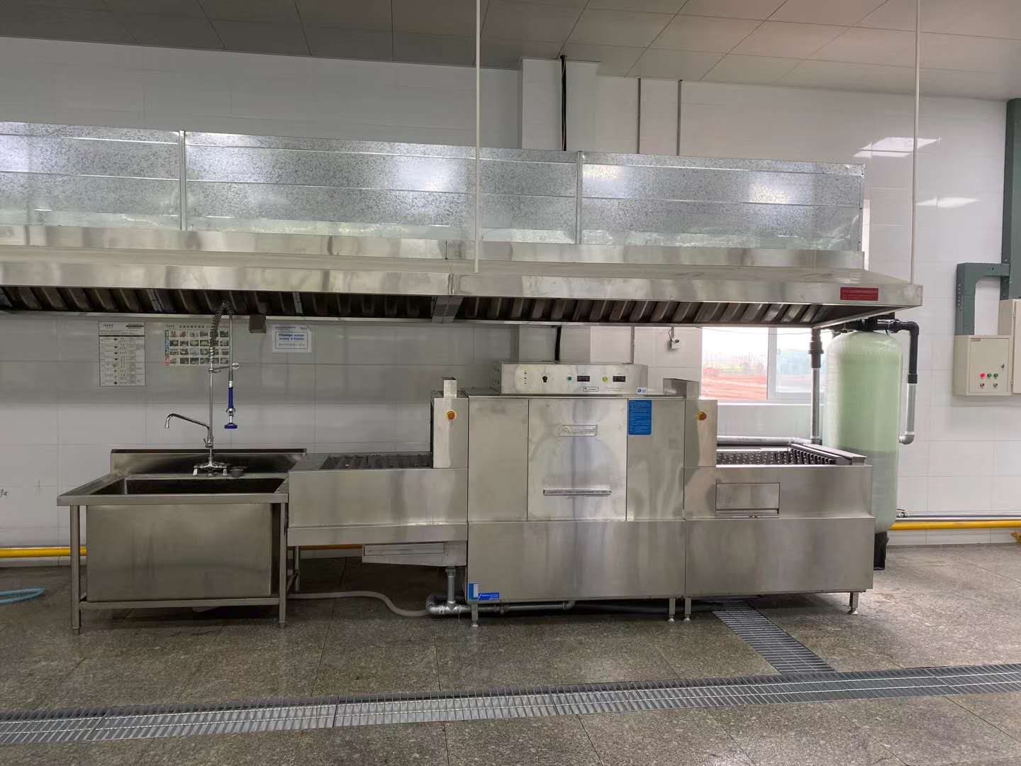 员工食堂麻豆91精品91久久久设备