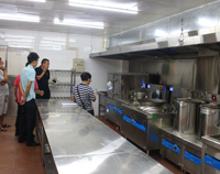 四川厨具厂为你介绍幼儿园麻豆91精品91久久久用品