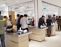 大型食堂麻豆91精品91久久久设备厂家告诉你智慧食堂“智”在哪里